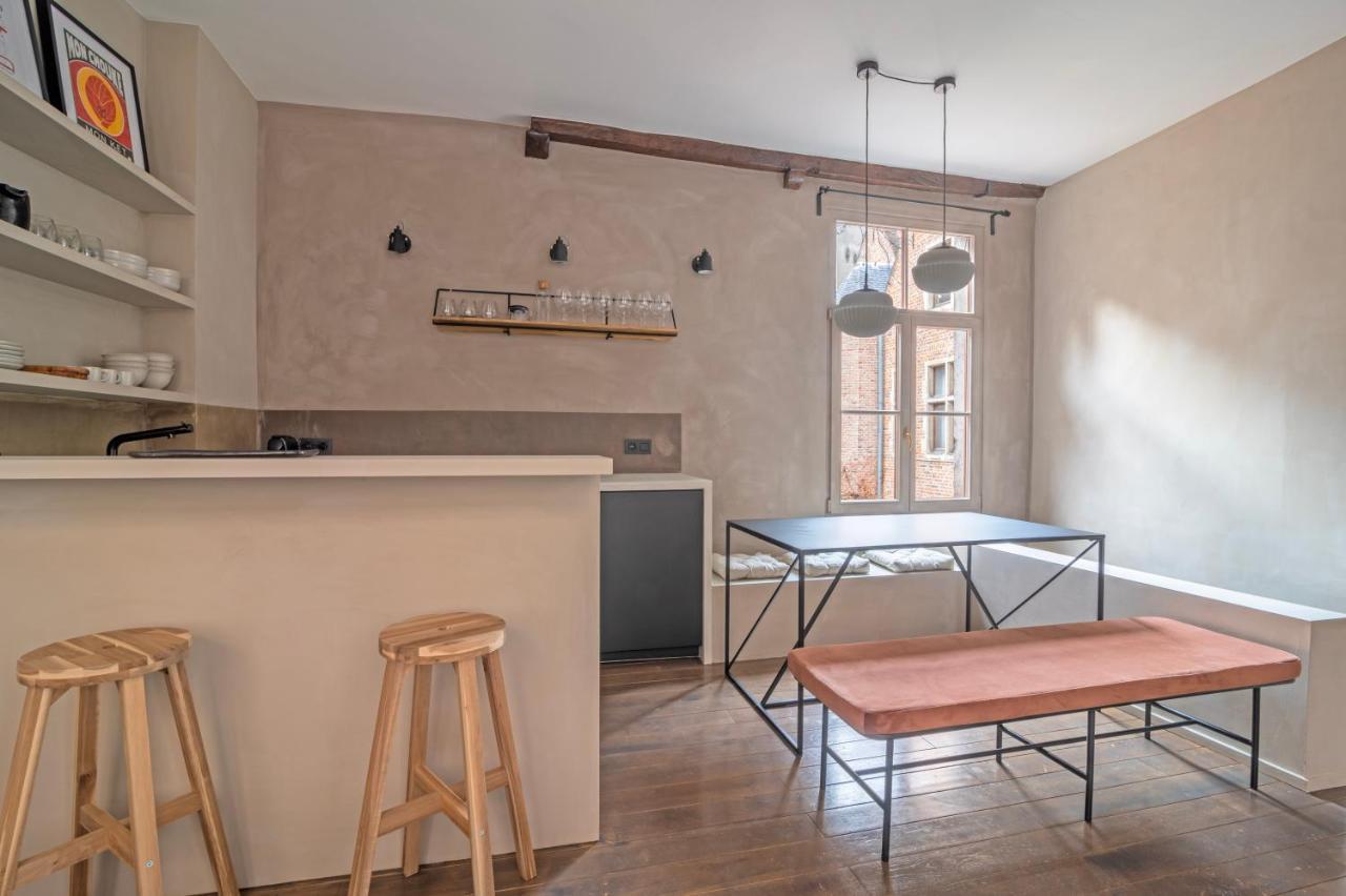 Apartamento Charming House In Le Sablon Bruselas Exterior foto