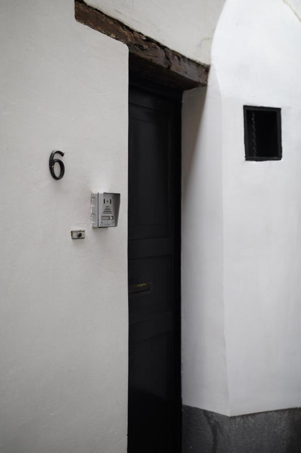 Apartamento Charming House In Le Sablon Bruselas Exterior foto